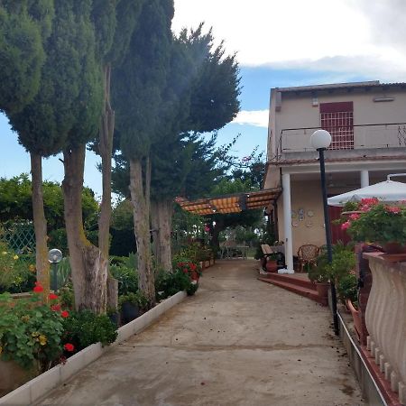 Il Gazebo Bed & Breakfast Scoglitti Dış mekan fotoğraf